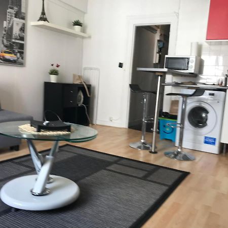 Rosiers Lägenhet Paris Exteriör bild